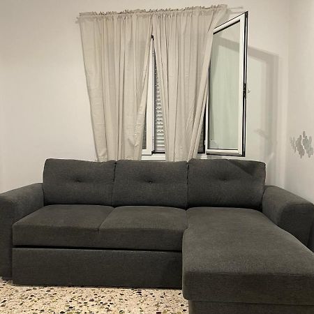 Bella 51 Lägenhet Kalamata Exteriör bild