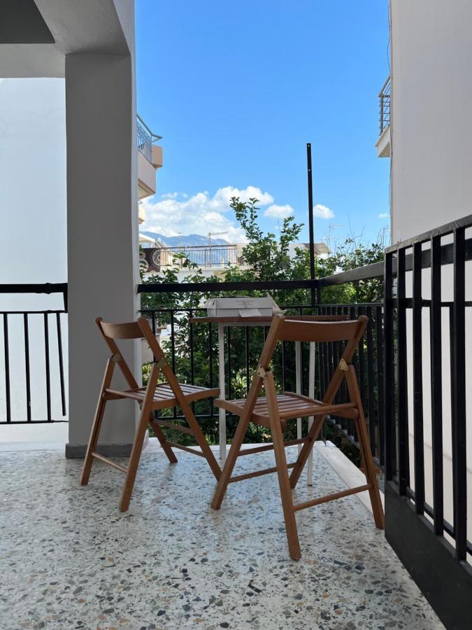 Bella 51 Lägenhet Kalamata Exteriör bild